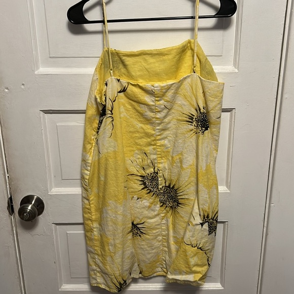 H&M dress - Picture 4 of 5